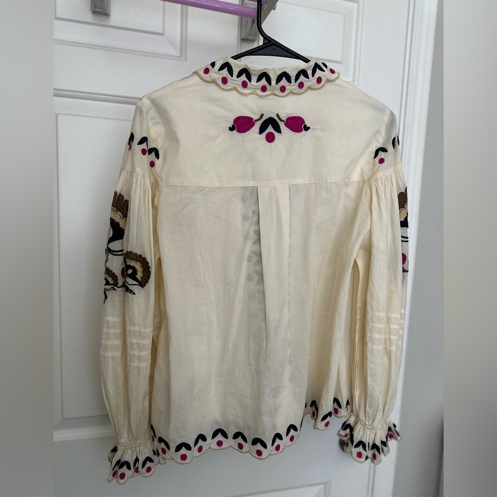 New Farm Rio Palms Paradise Sand Embroidery Blouse - Picture 8 of 9